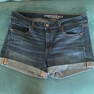 American Eagle MIDI Shorts, Size 14